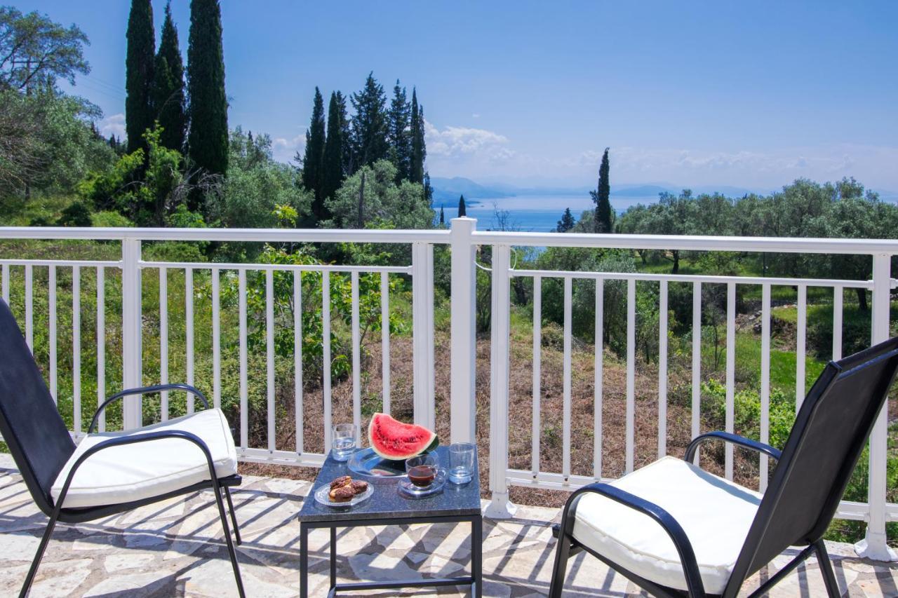 Grande Terra Villas With Swimming Pool Spartylas Bagian luar foto