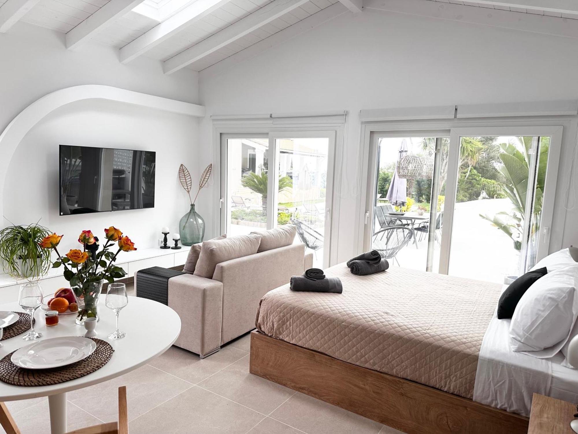 Grande Terra Villas With Swimming Pool Spartylas Bagian luar foto